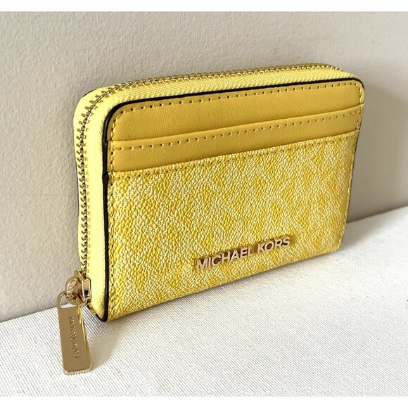 New Michael Kors Jet Set Travel Medium Card Case Wallet Daisy Yellow - Picture 2 of 4